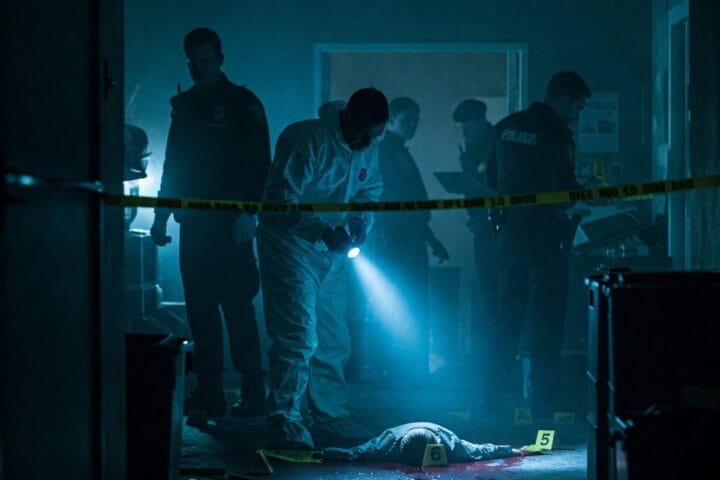 Die Faszination des True-Crime-Dokumentarfilms: Eine Analyse des Genres im deutschen Kontext